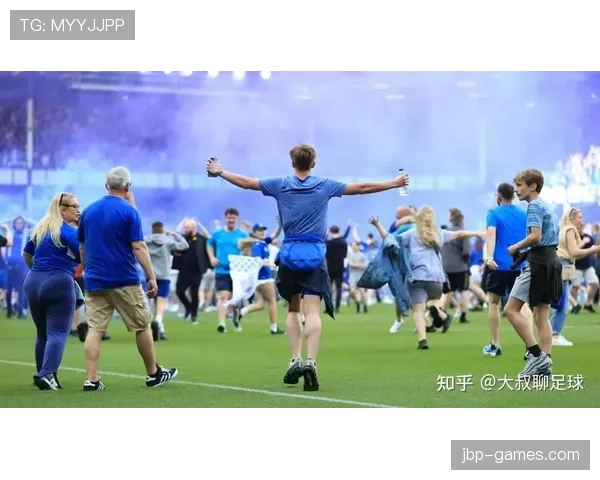 埃弗顿新赛季强势回暖，重燃辉煌期待