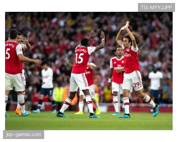 布赖斯高骄傲：德甲新星闪耀赛场，率队迎战强敌状态回升