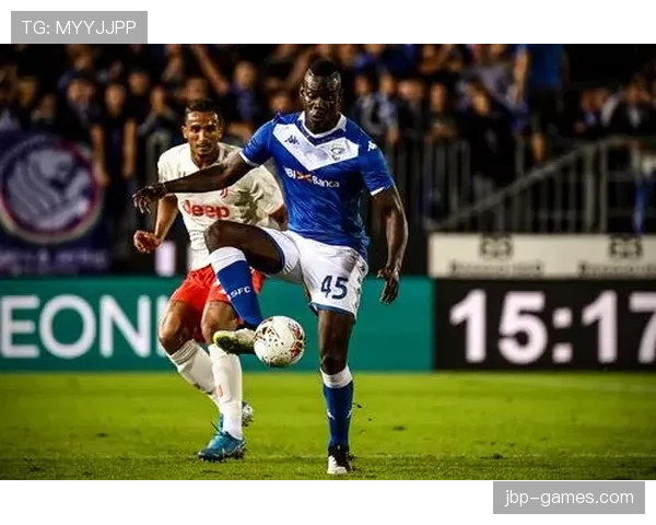 巴洛特利重返赛场提振球队士气，表现引人关注